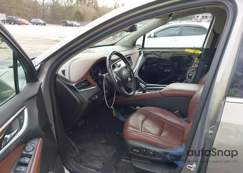 2018 Buick Enclave Avenir z USA, uszkodzony, nr VIN 5GAEVCKW2JJ154801